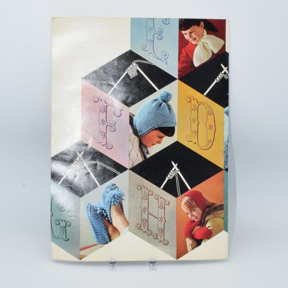 Vintage Bernat Learn to Knit Booklet NO.127 Knitting Arts & Crafts 1970's - Picture 2 of 5